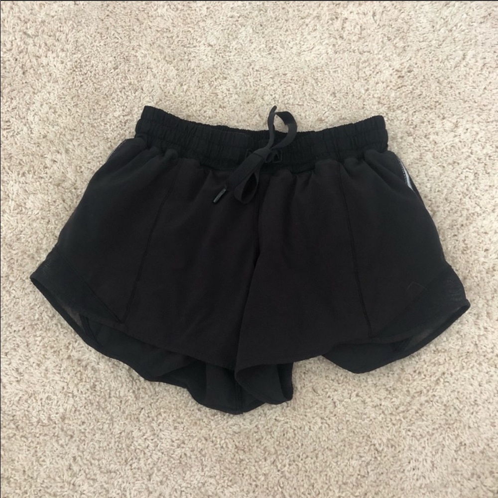Lululemon Black Hotty Hot Short Size 6